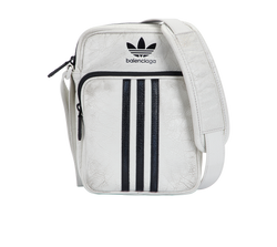 【BALENCIAGA】adidas Small Crossbody Messenger★関税送料込み Balenciaga X Adidas Small Crossbody Messenger Bag Black